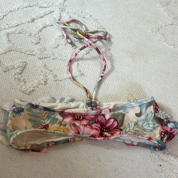 Zimmermann Kids Girls floral Frill Printed Ruffle Bikini Top size 8 - Picture 5 of 5